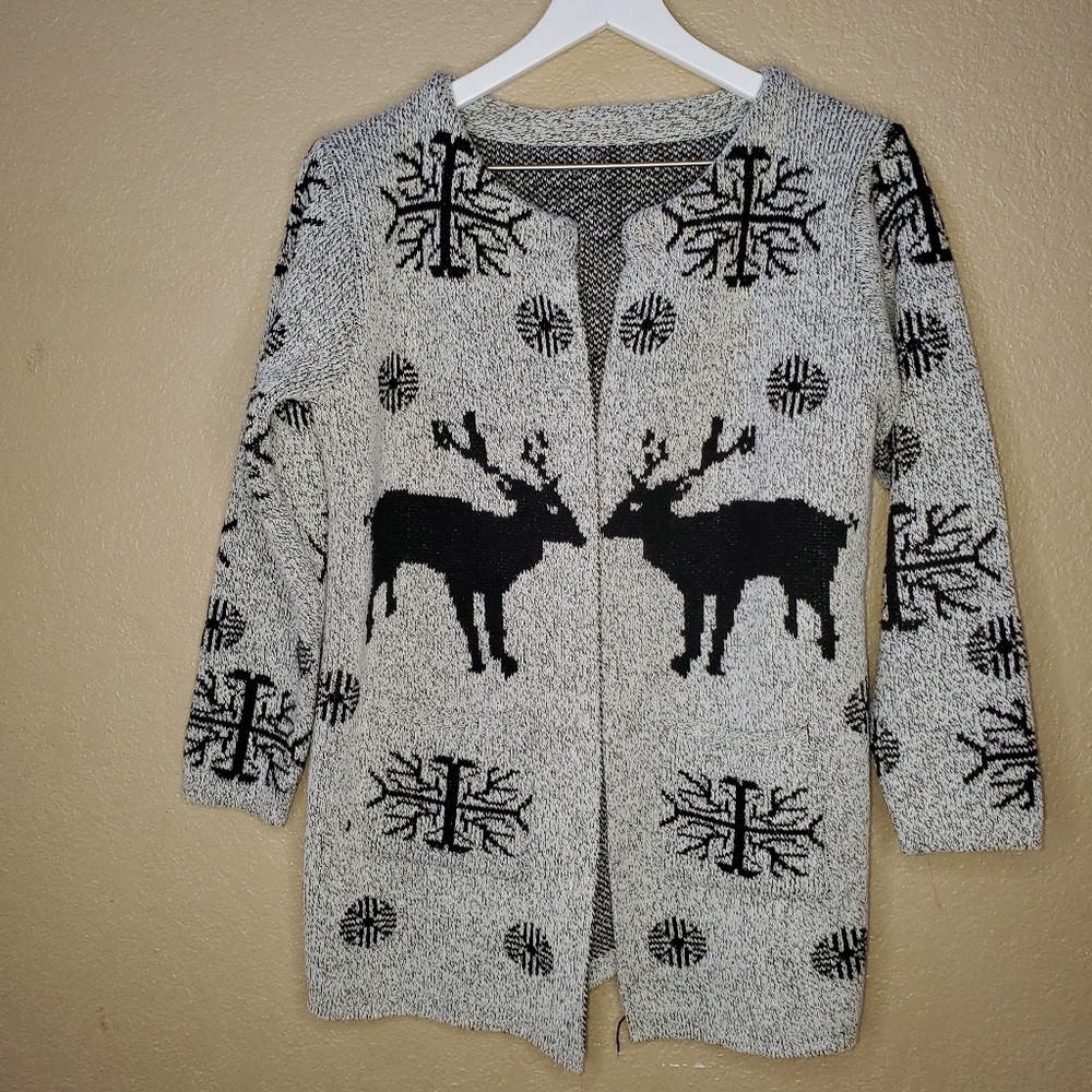 🦩3/$22 Ugly Christmas sweater cardigan